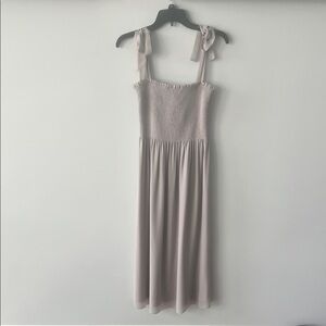 ARITZIA golden hour dress in Ashen light gray